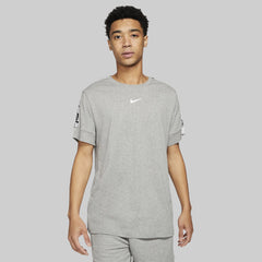 Nike Sportswear Repeat Men’s Short-Sleeve T-Shirt