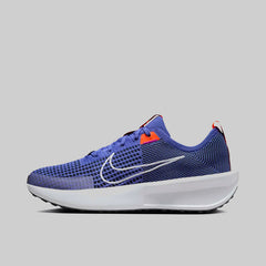 Nike Revolution 7 Sneakers