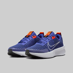 Nike Revolution 7 Sneakers