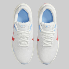 Nike Revolution 7 Sneakers