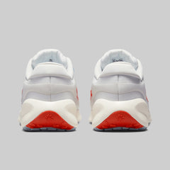 Nike Revolution 7 Sneakers