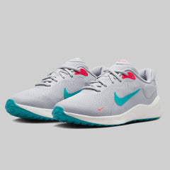 Nike Revolution 7 Sneakers
