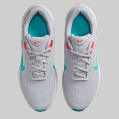 Nike Revolution 7 Sneakers