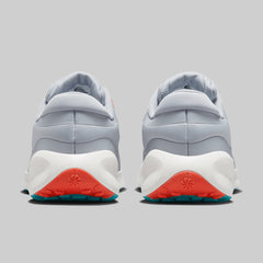 Nike Revolution 7 Sneakers