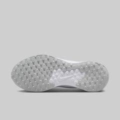 Nike Revolution 7 Sneakers