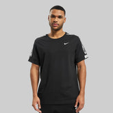 Nike Men's NSW Repeat T-shirt - Black