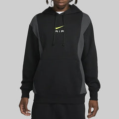 Nike Men’s Panel Tracksuit in Black