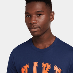 Men’s Sportswear Club Relaxed-Fit Logo Graphic T-Shirt