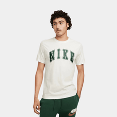 Men’s Sportswear Club Relaxed-Fit Logo Graphic T-Shirt