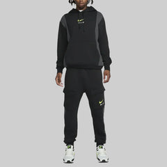 Nike Men’s Panel Tracksuit in Black