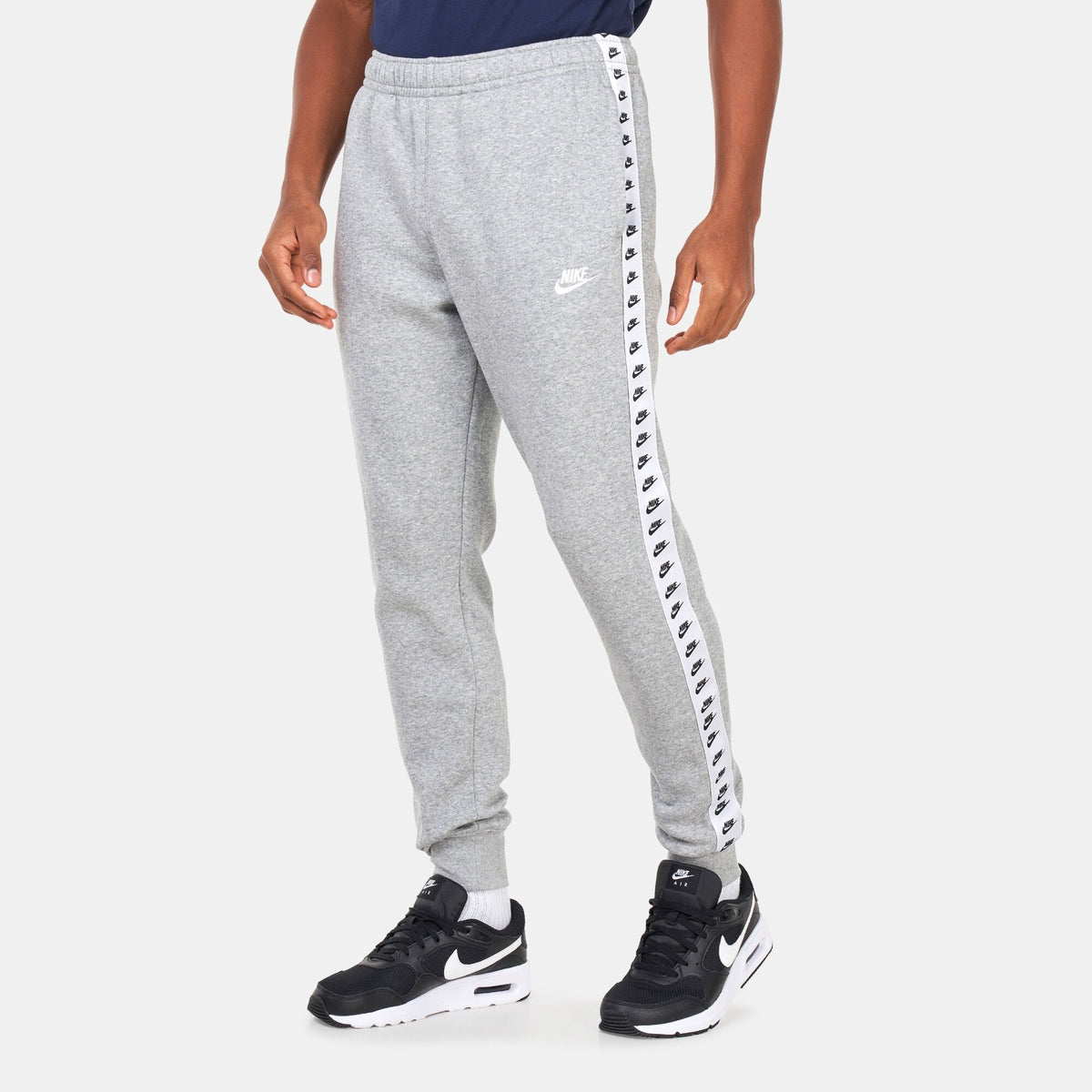 Nike Men’s Sportswear Fleece Sweatpants